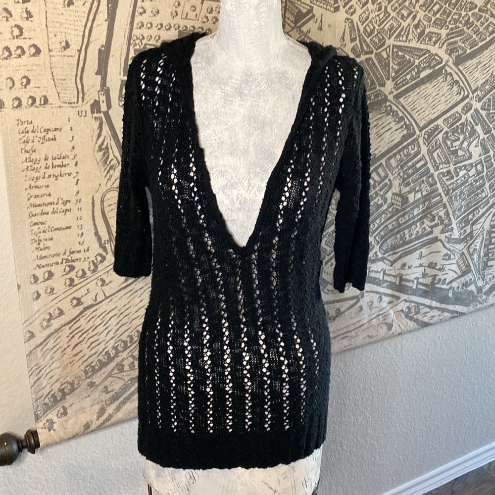 Crochet Short Sleeve Hooded Top - Black Large